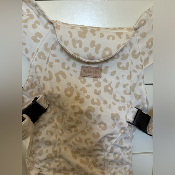 The Snug Attachment - Picture 2 of 3